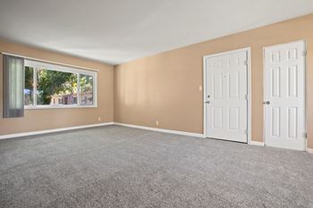 Vacant Bedroom at Gloria Homes Apartments, California